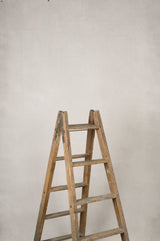 14069 Light Grey Low Text ST