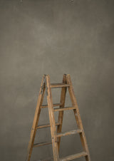 14162 Warm Grey Distressed Text L