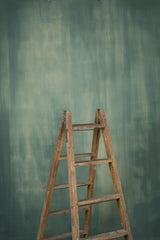 14242 Green Distressed Text M