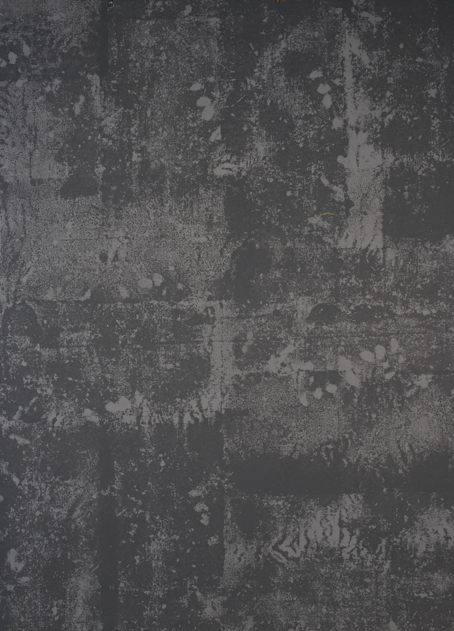 14490 Grey Strong Text L