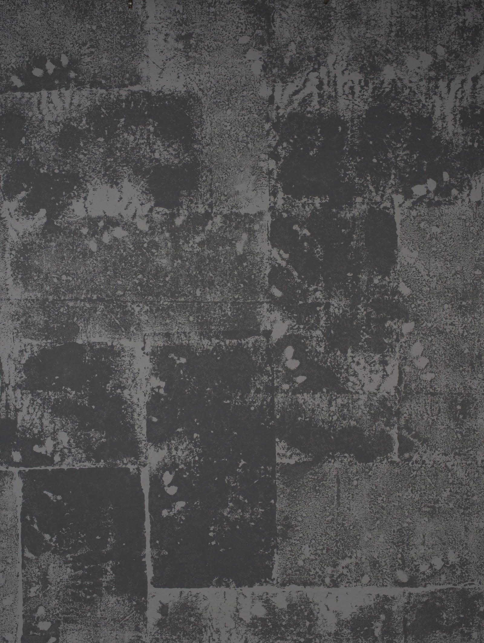 14493 Grey Strong Text L