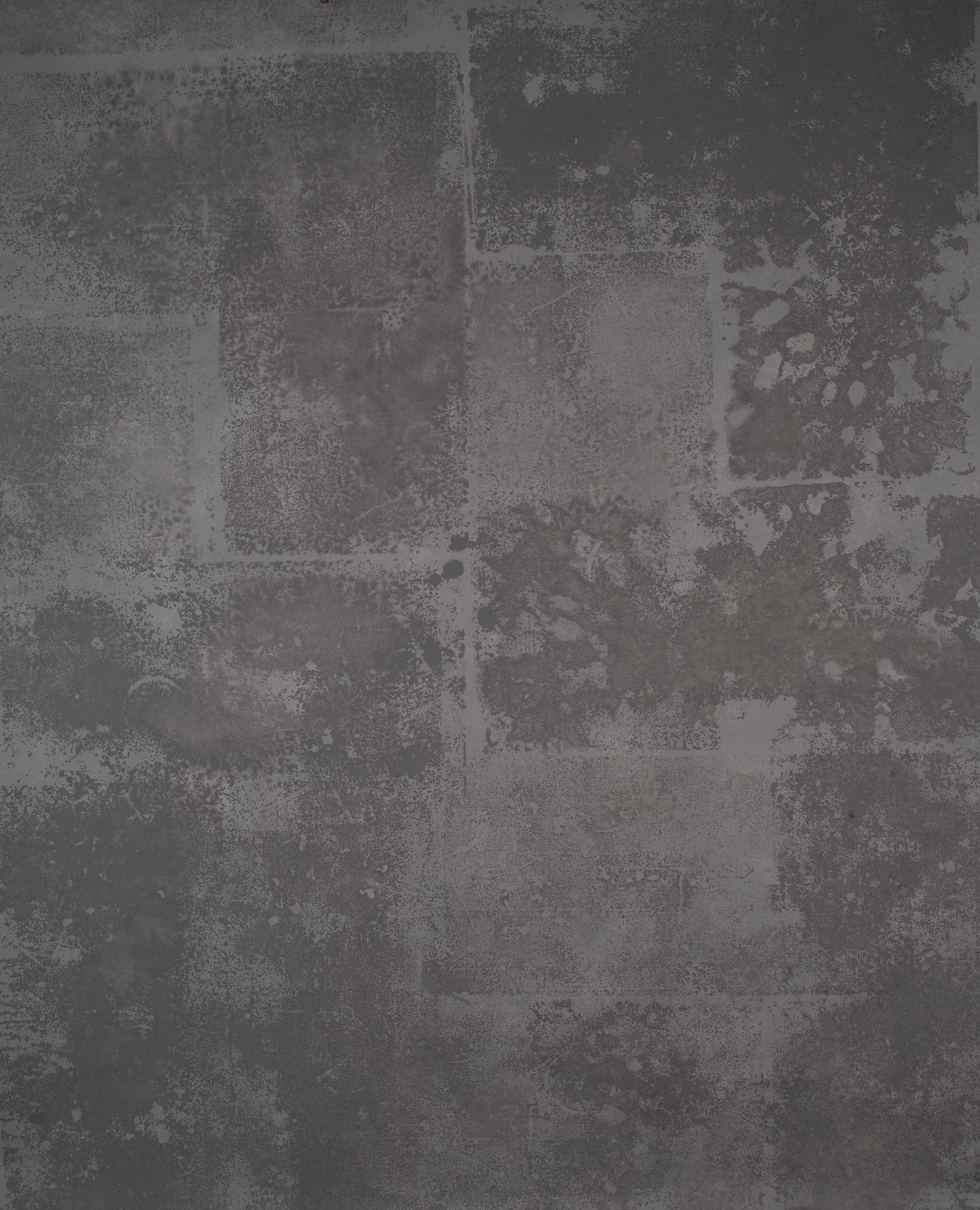 14528 Grey Strong Text L