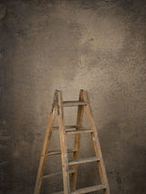 14633 Warm Grey Brown Strong Text L