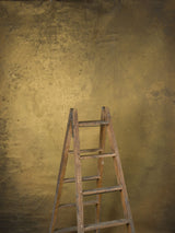 14635 Gold Mid Text M