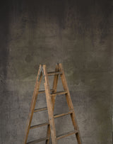 14747 Green Grey Strong Text M