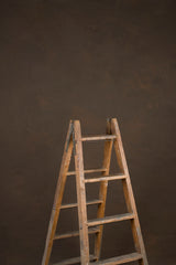 14934 Brown Mid Text L
