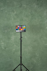Green Backdrop Mid Text M 15030