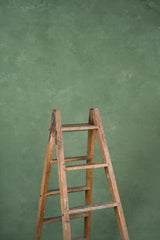 15056 Green Mid Text ST