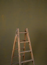 15124 Olive Green Low Text M