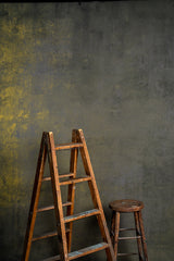 331 Olive Green Grey Mid Text L