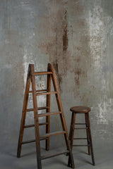 352 grey contrasty