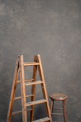 487 Warm Grey Mid Text L