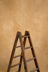 5340 Ochre Mid Text L