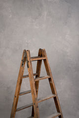 5386 Light Grey Low Text MID