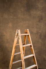 5402 Brown Mid Text MID