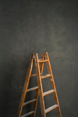5587 Green Grey Mid Text MID