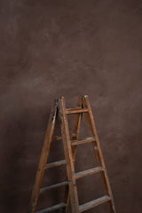 5701 Brown Mid Text Mid