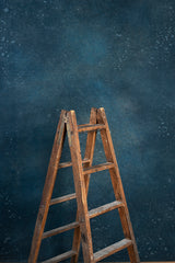 5733 Blue Mid Text Standard