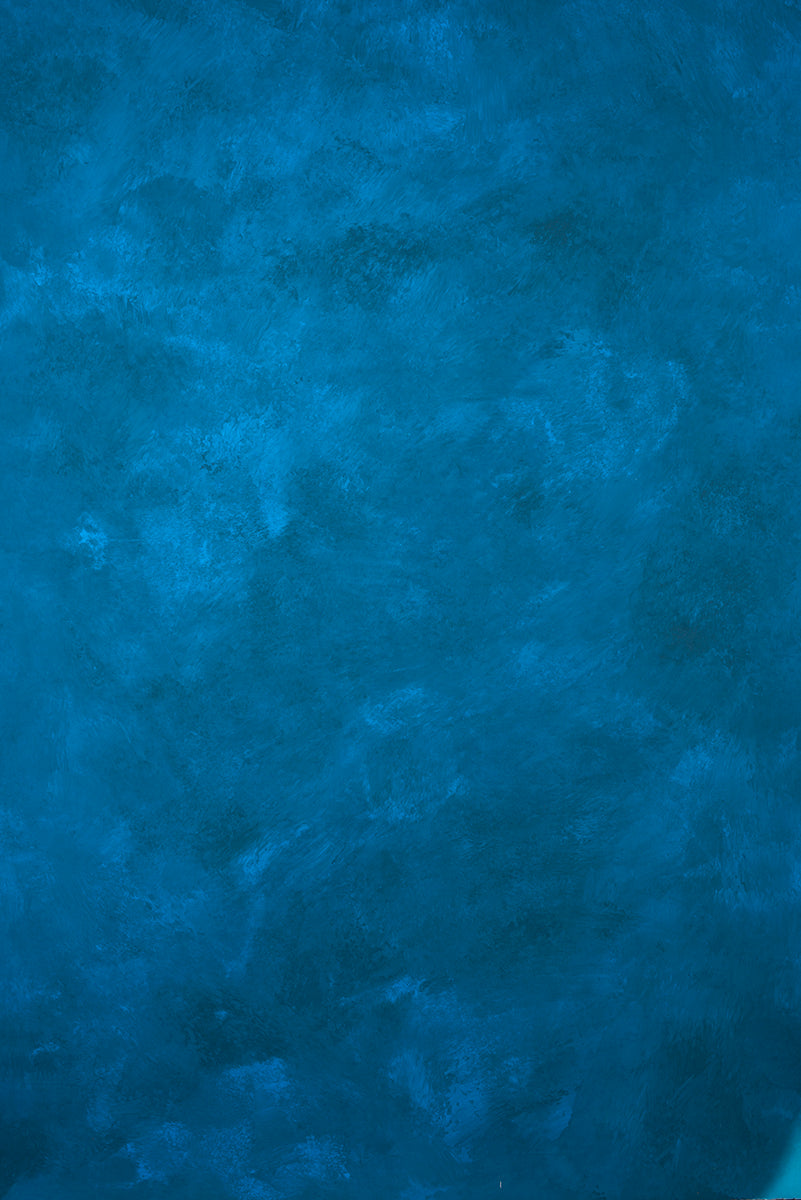 5748 Blue Strong Text Standard