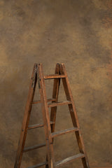 5754 Ochre Mid Text Standard
