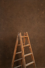 5761 Brown Mid Text Large