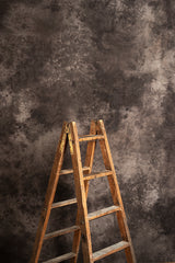 5822 Warm Grey Strong Text Large