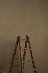 5909 Ochre MId Text L
