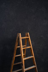 5913 Dark Grey Mid Text L