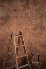 600 Brown Mid Text L+