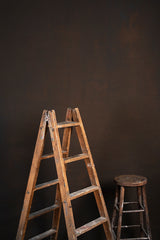 611 Brown Mid Text L