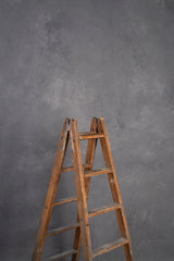6162 Light Grey Mid Text L