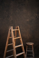 628 Brown Mid Text L