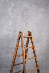 6519 Light Grey Mid Text M