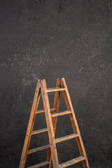 6622 Dark Grey Mid Text M