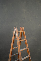 6687 Olive Green Mid Text M