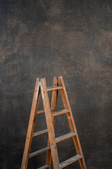 6704 Brown Distressed ST