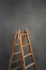 6818 Grey Distressed M