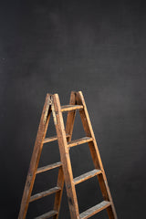 6820 Grey Distressed M