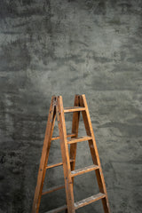 6826 Greenish Grey Mid Text M