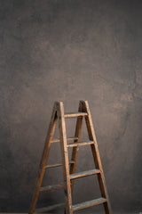 6843 Warm Grey Mid Text M