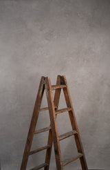 7116 Light Grey Mid Text ST