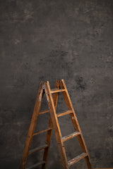 7128 Grey Strong Text L