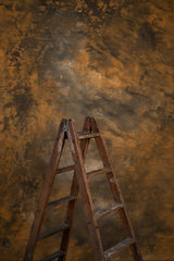 7159 Ochre Strong Text M