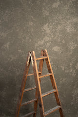 7384 Greenish Grey Mid Text M