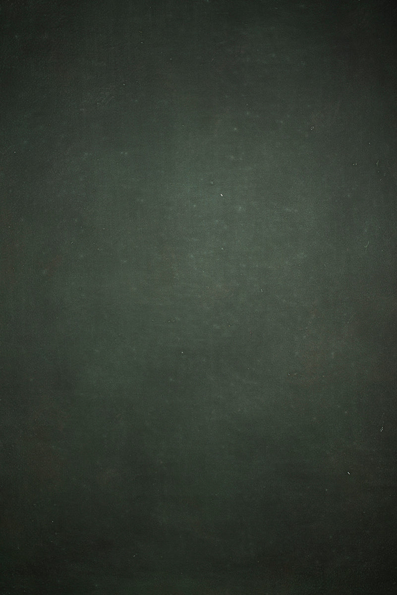 7628 Green Distressed Text