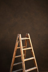 7653 Brown Mid text M