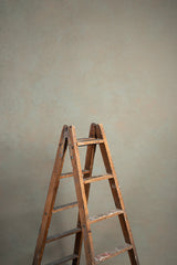 7655 Greenish Grey Mid Text M