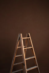 7714 Brown Mid Text L