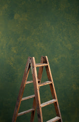 7952 Green Mid Text M