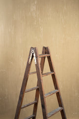 8024 Ochre Mid Text M